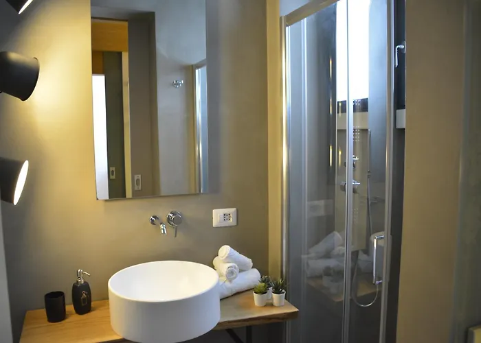 Palazzo Flora * Collepasso